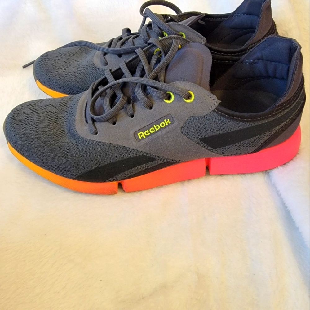 Reebok tennis shoes